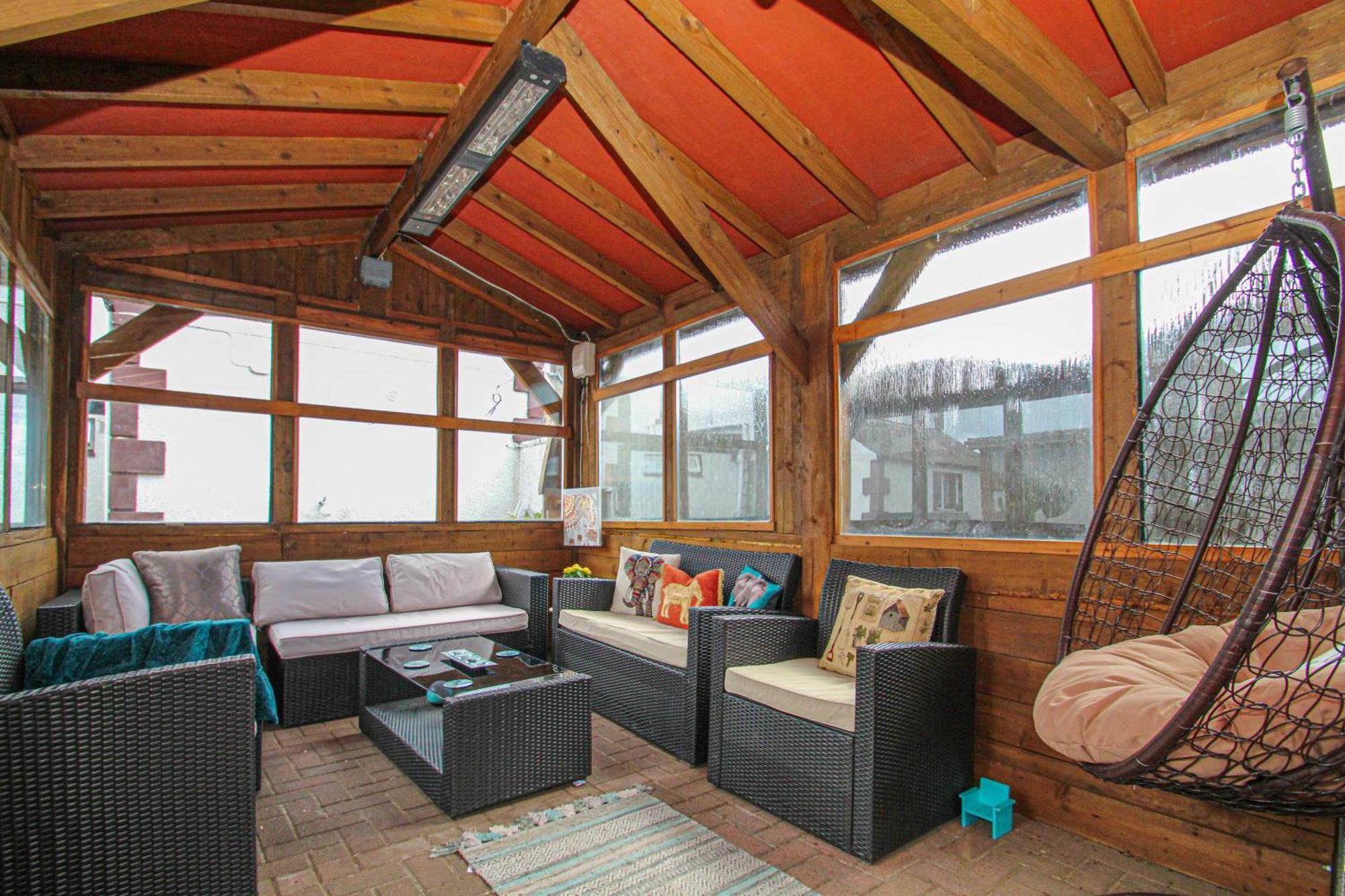 Lavish 2 Bed Sleeps 5 Near Lanark Apartment Carstairs Exterior photo